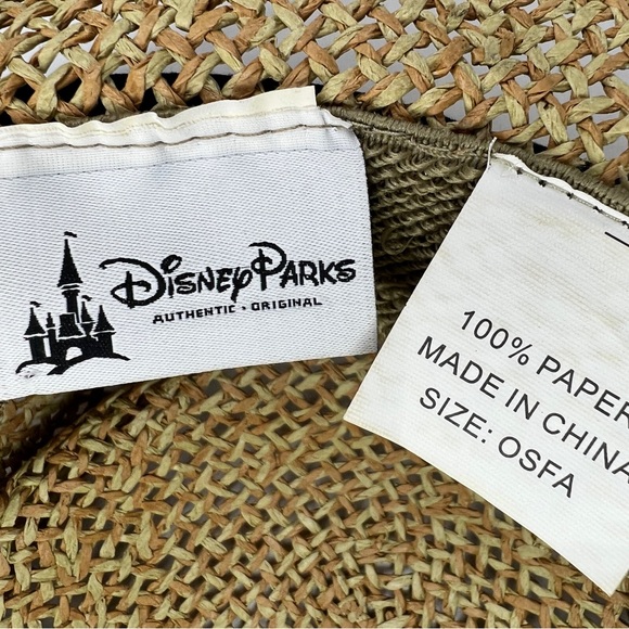 Disney Straw Hat Passholder EPCOT Flower And Garden Festival 2016 - Picture 4 of 13